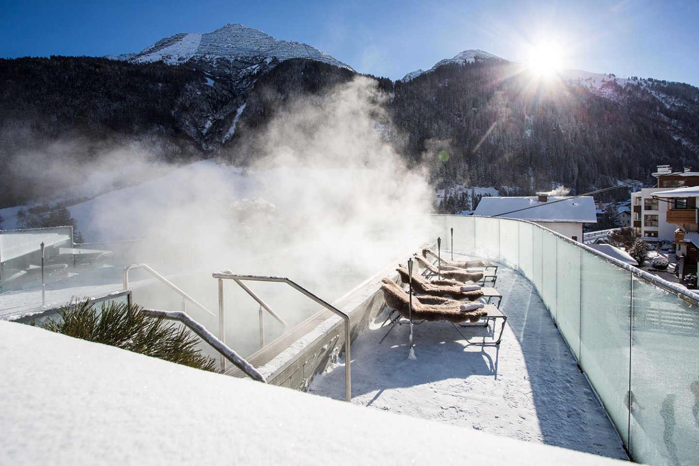The best spring ski slopes in St. Anton am Arlberg: Summer feeling in the snow